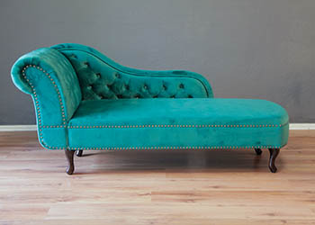 Couch im Mietstudio Berlin 