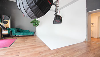 Eckhohlkehle im Mietstudio Berlin